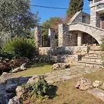 Lito's Dream By The Sea! Villa