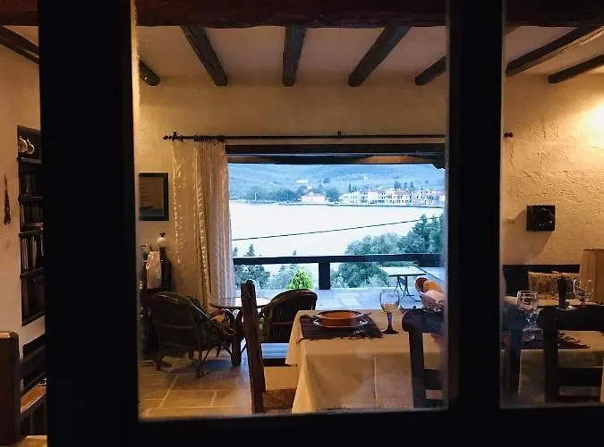 Villa Lito's Dream By The Sea! *