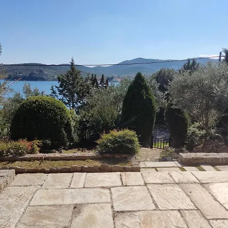 Lito's Dream By The Sea! Villa *