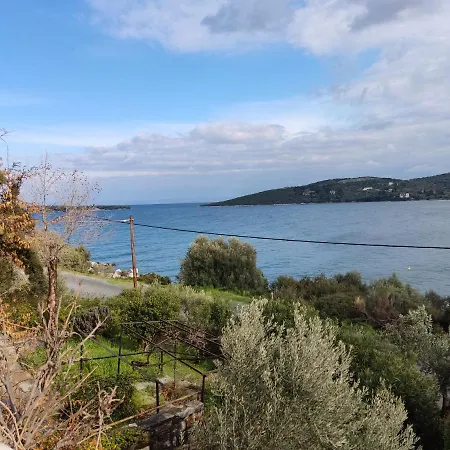 Villa Lito's Dream By The Sea! Amaliapoli