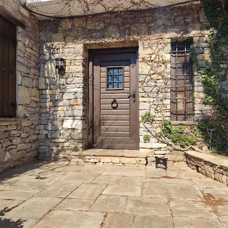 Lito's Dream By The Sea! فيلة